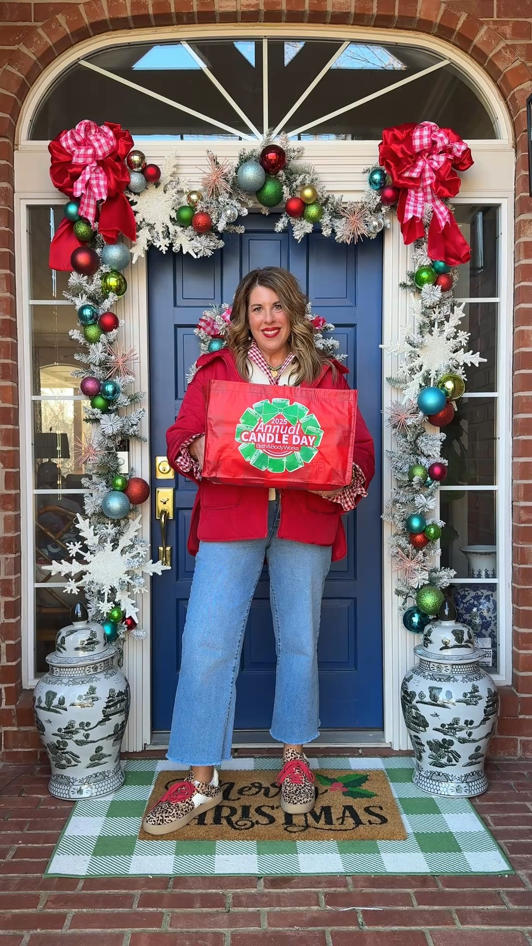 It’s candle day! Buy online and save yourself the madness at the store! Linking a few of my faves- I like the classic solid colors to save as gifts throughout the year, and stock up on basic scents like vanilla and kitchen lemon for people when I don’t know their scent preferences. 


#LTKHome #LTKSaleAlert #LTKGiftGuide