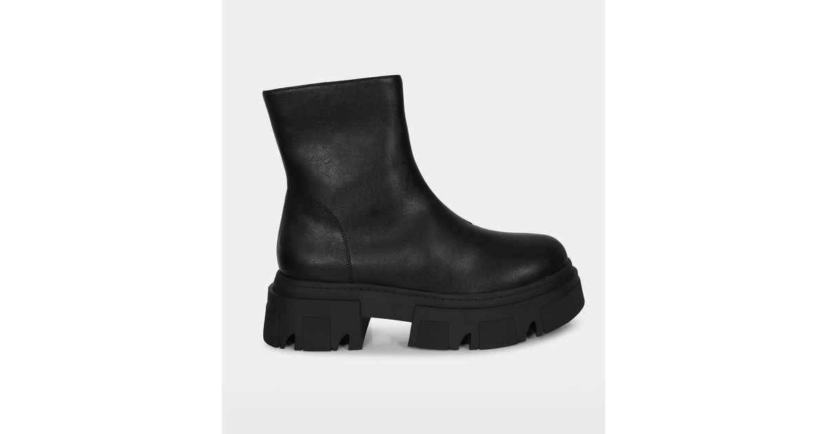 London Rebel Black Chunky Ankle Boots
						
						Add to Saved Items
						Remove from Saved Ite... | New Look (UK)