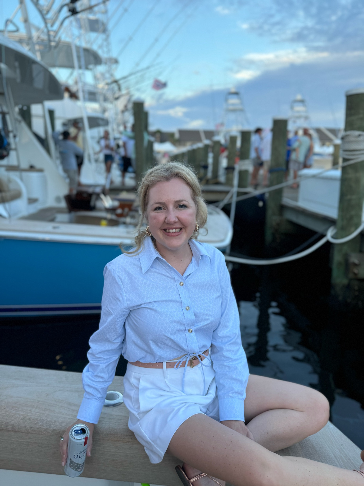 Blue cropped button up blouse! 

#LTKStyleTip