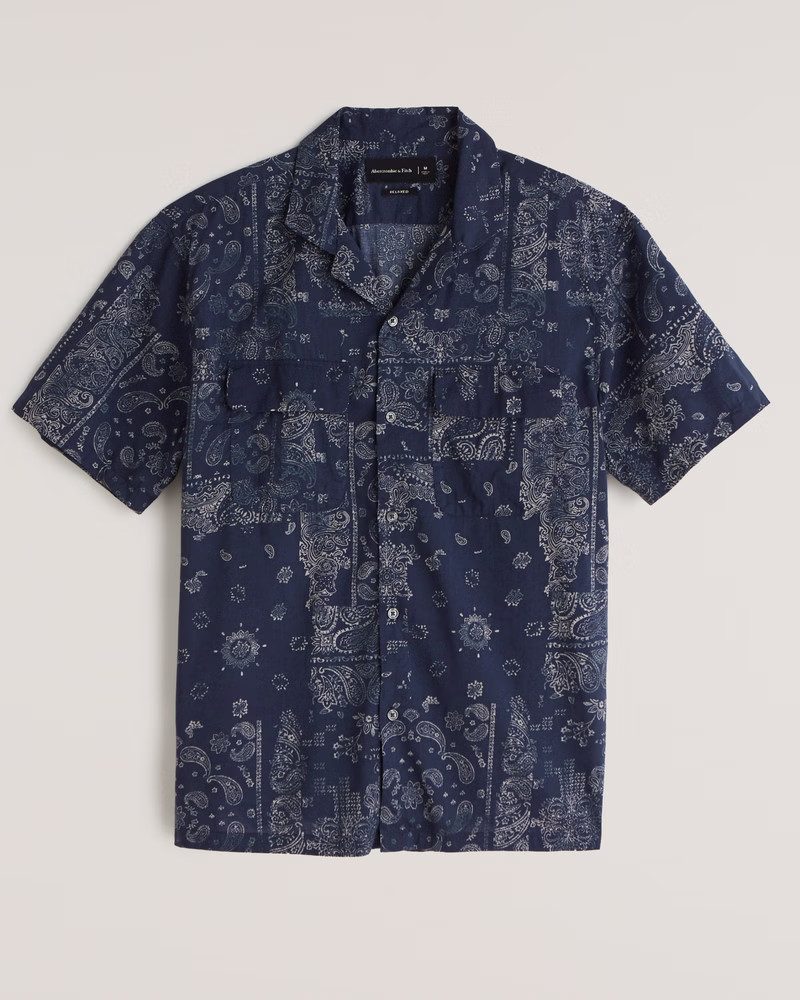 90s Short-Sleeve Camp Collar Button-Up Shirt | Abercrombie & Fitch (US)