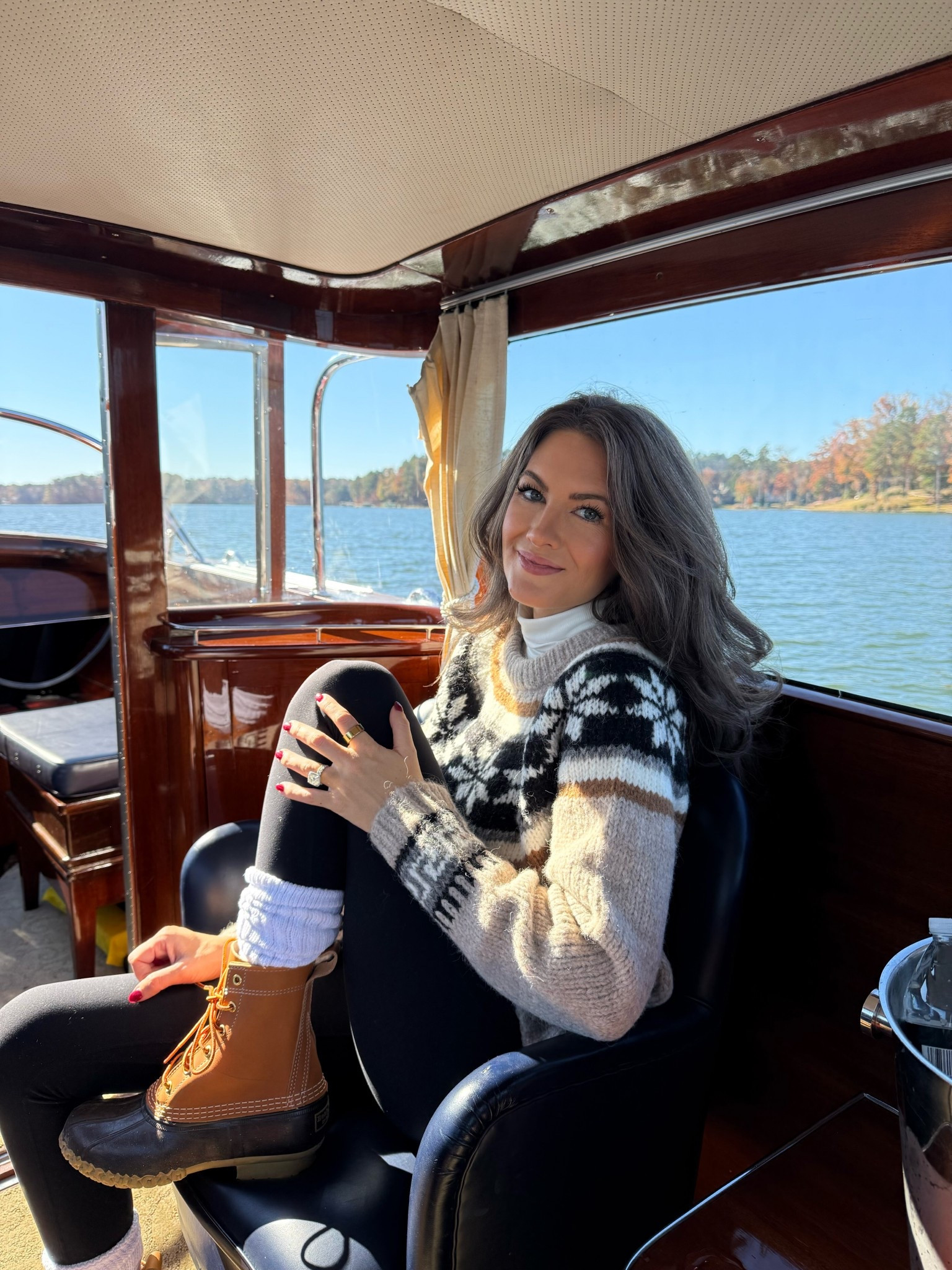 Cozy winter outfit 🌲

Neutral Christmas sweater, black leggings, bean boots, scrunch socks, winter outfit, leggings outfit, sweater outfit

#LTKFindsUnder100 #LTKHoliday #LTKTravel