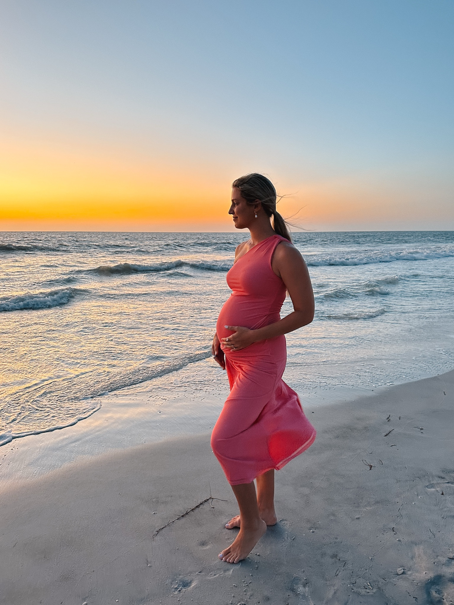 Vacation maternity dress🌸🌊☀️

#LTKSeasonal #LTKBump #LTKFindsUnder100