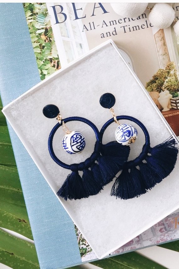 Rio Ultra-Light "Ginger Jar" / Chinoiserie Blue and White Beaded Tassel Earrings | Etsy (US)