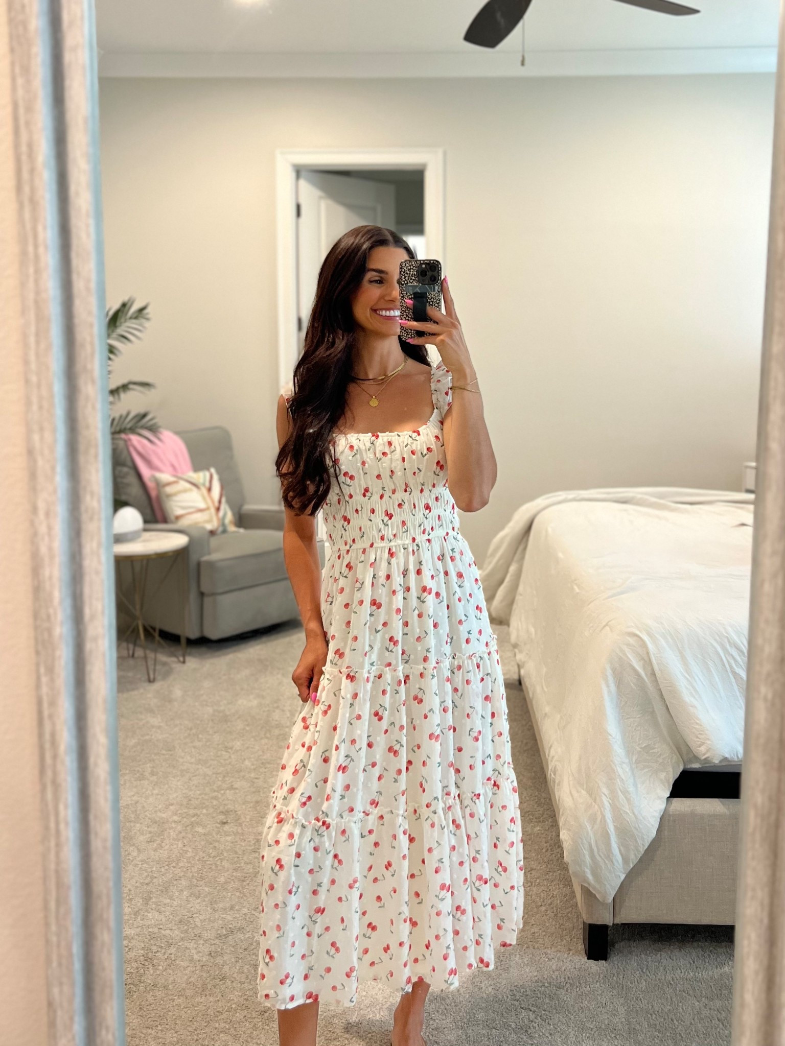 Flowy and summery 🍒 

Wearing a small! 