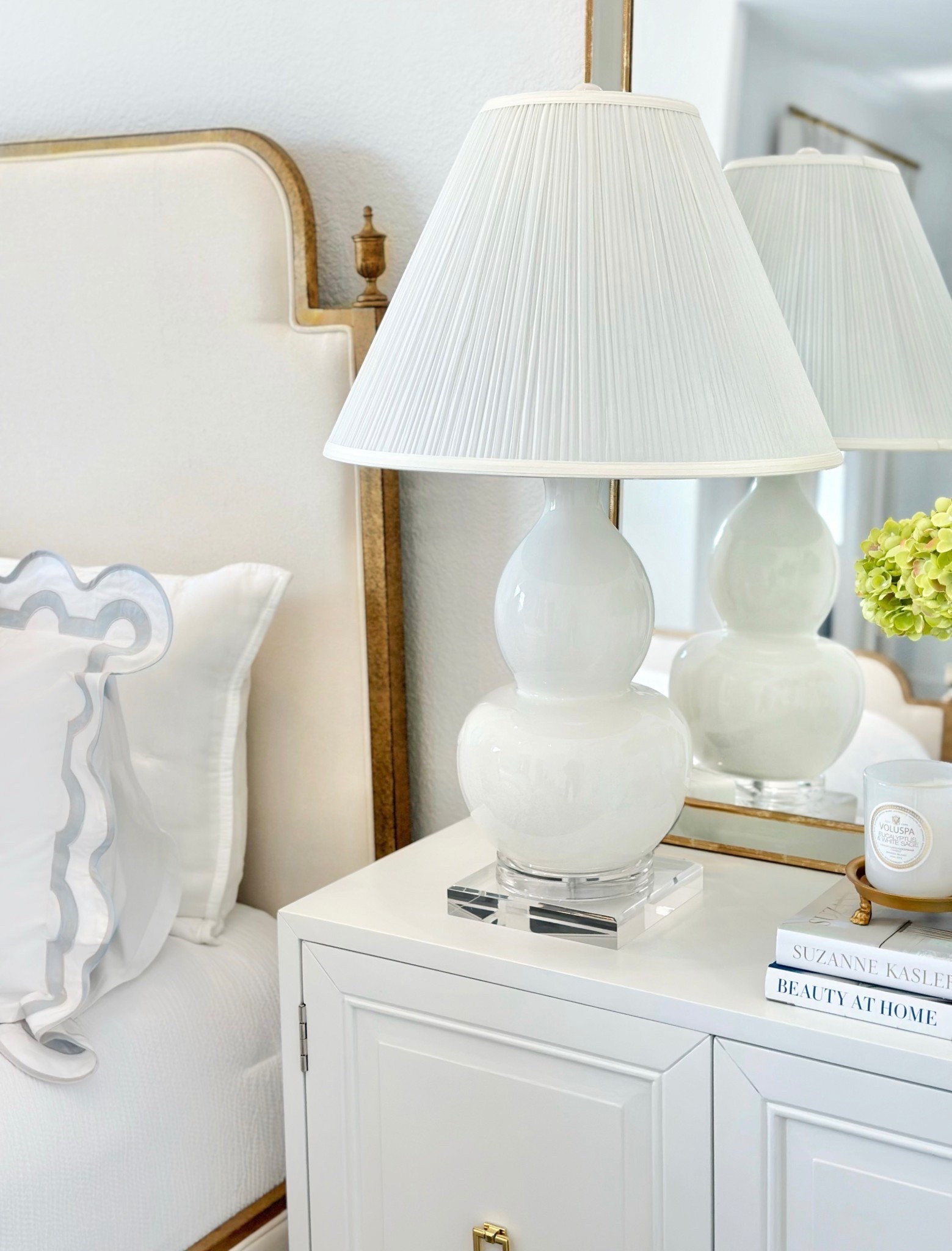 This pleated lampshade was a Walmart find 🤍