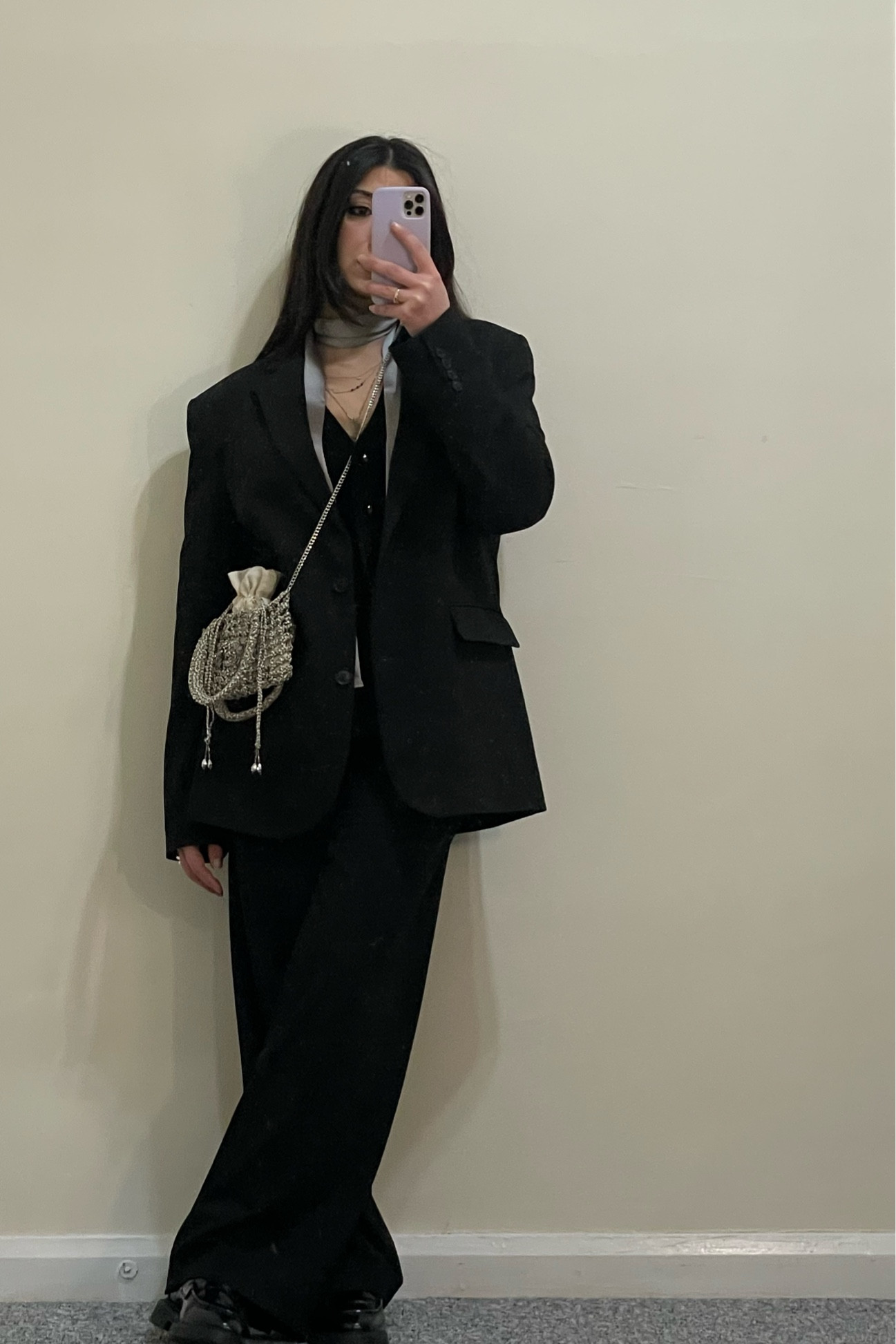 #grwm #outfitideas #outfitoftheday #simpleoutfitideas #simpleoutfit #blacktrousersoutfits #zaratrousers #hmcardigan #blackblazer #blackblazeroutfit #djerfavenue #winteroutfit #winteroutfits #winterfits #outfitinspo

#LTKeurope #LTKstyletip #LTKsalealert