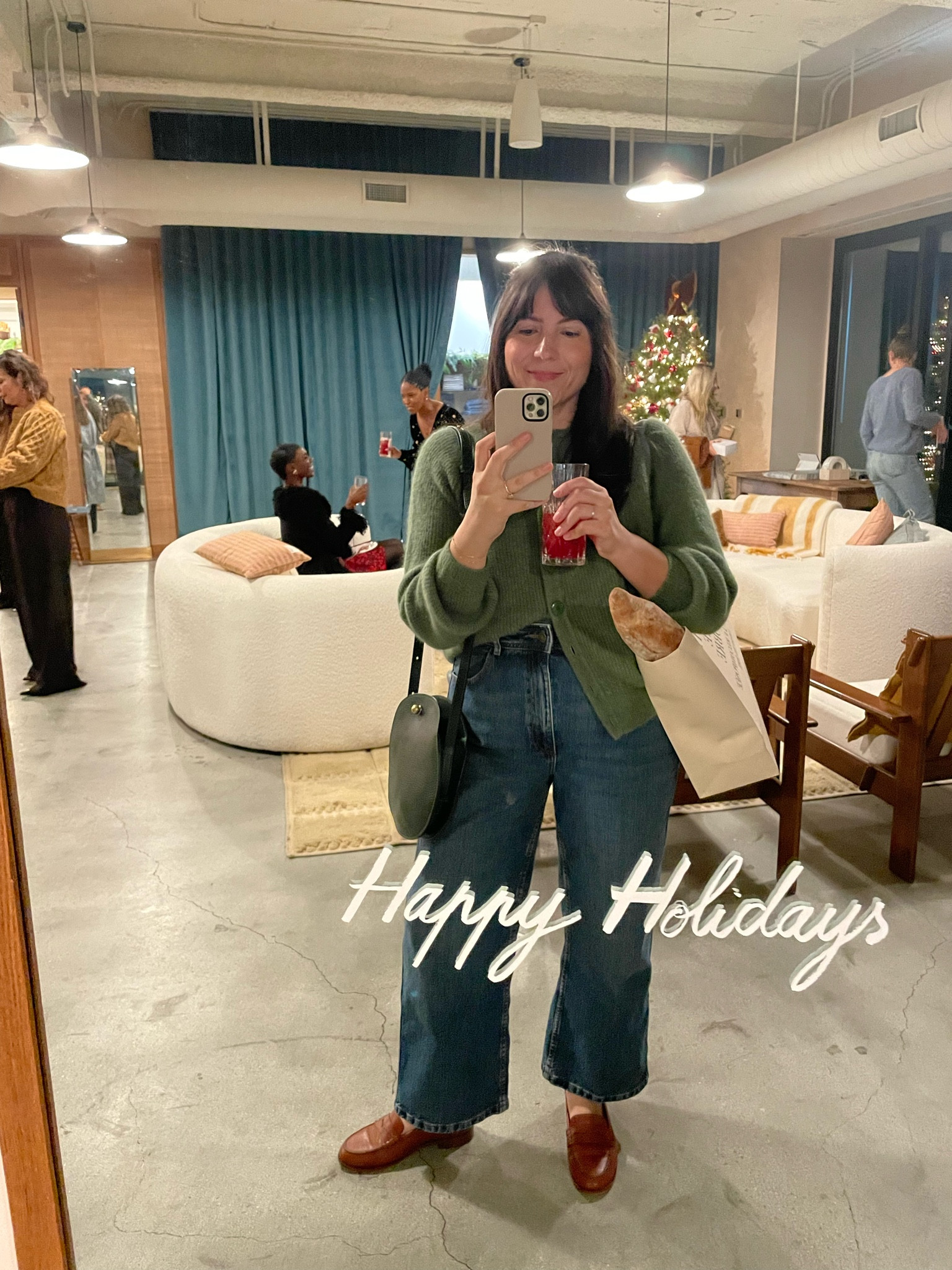 Festive holiday look.

#LTKShoeCrush #LTKHoliday #LTKGiftGuide