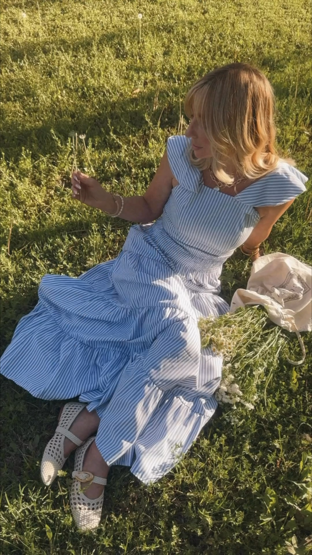 Still blooming 🌼🌻🍯☀️💛✨

#LTKShoeCrush #LTKStyleTip #LTKSeasonal