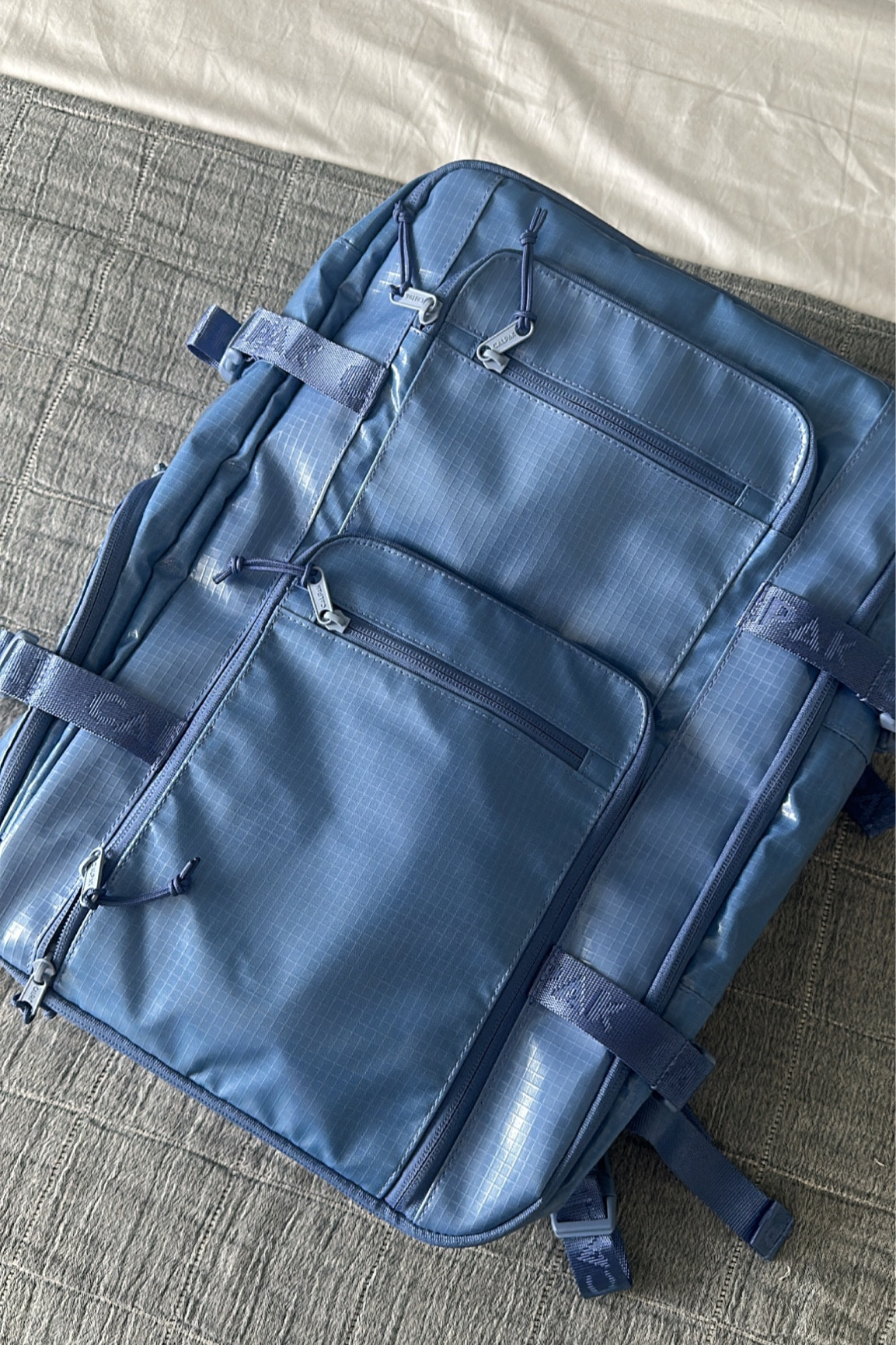 Calpak terra 26L backpack duffel


#LTKtravel #LTKGiftGuide #LTKHoliday