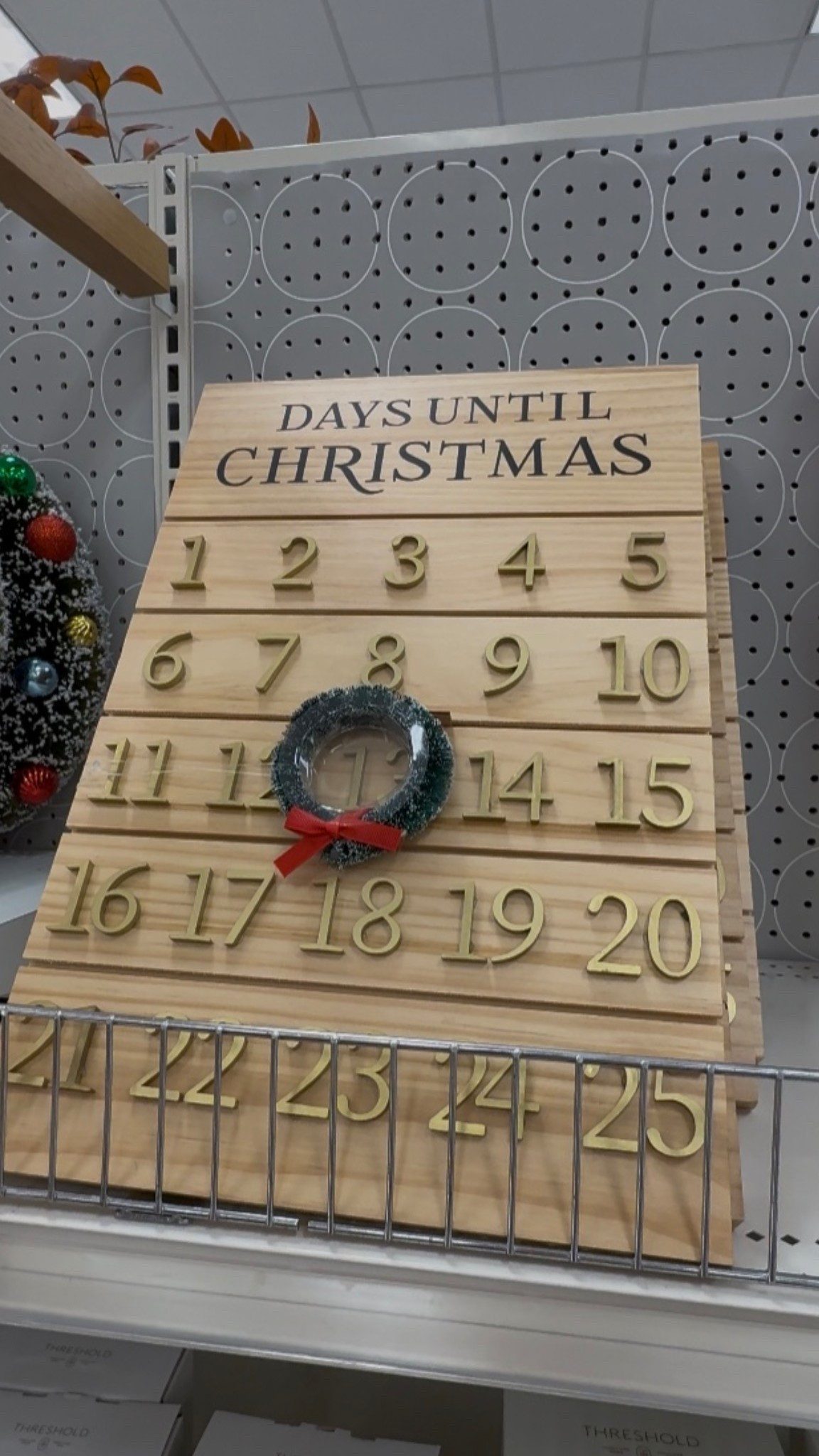Christmas countdown😍🎄

#calender #target #christmas #christmasdecor #holidayseason #countdown #christmascountdown

#LTKHoliday #LTKCyberWeek #LTKSeasonal