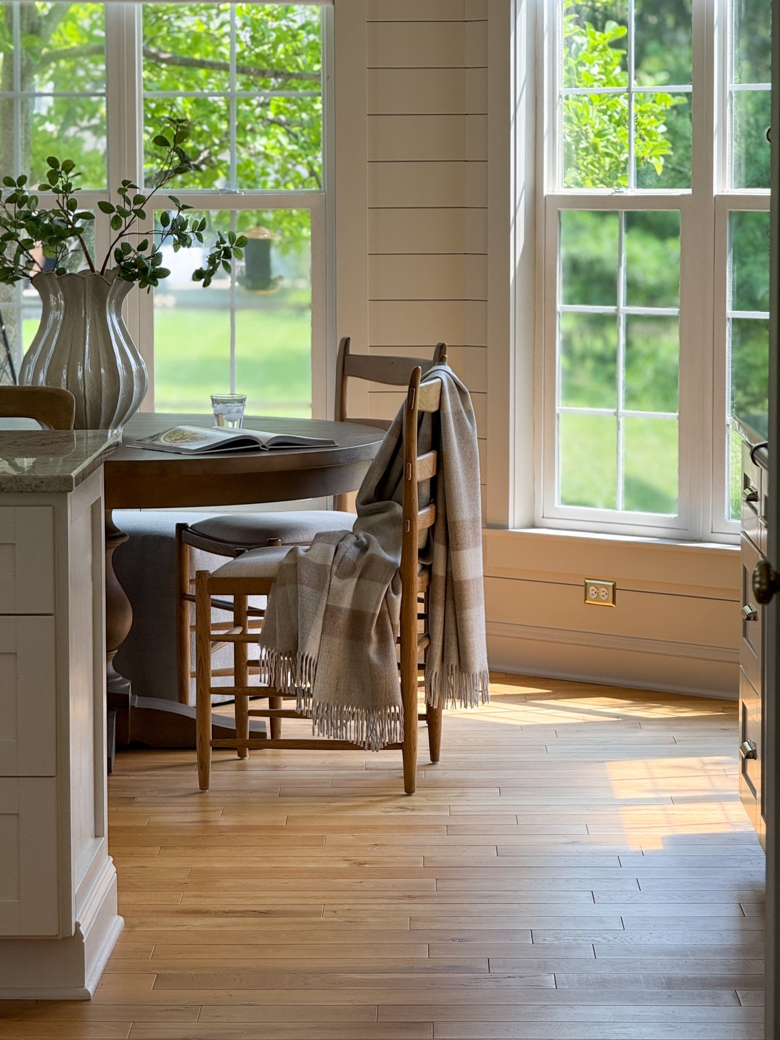 Kitchen nook, target sale, target finds, hearth and hand, magnolia, hati home, dining chairs, round table, kitchen nook, kitchen inspo, cozy kitchen, fall decor, home decor, home inspo

#LTKHome #LTKSaleAlert