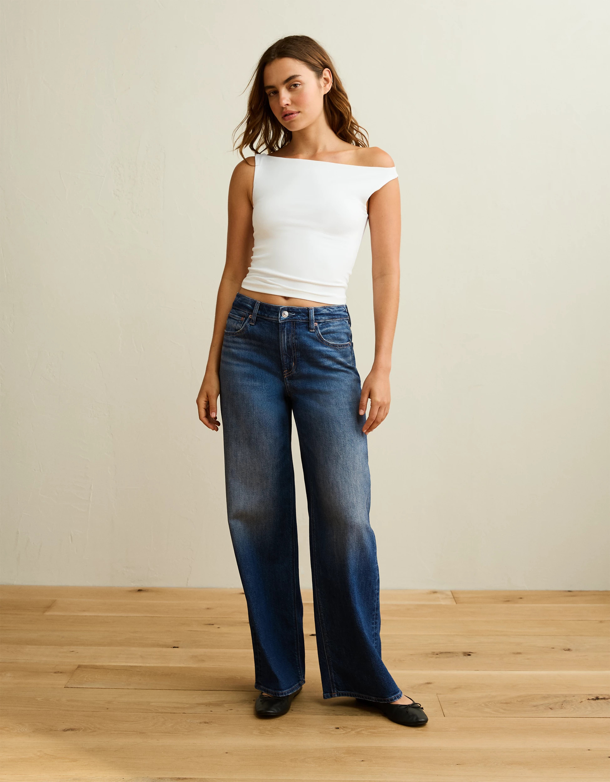 AE Super High-Waisted Baggy Wide-Leg Jean | American Eagle Outfitters (US & CA)