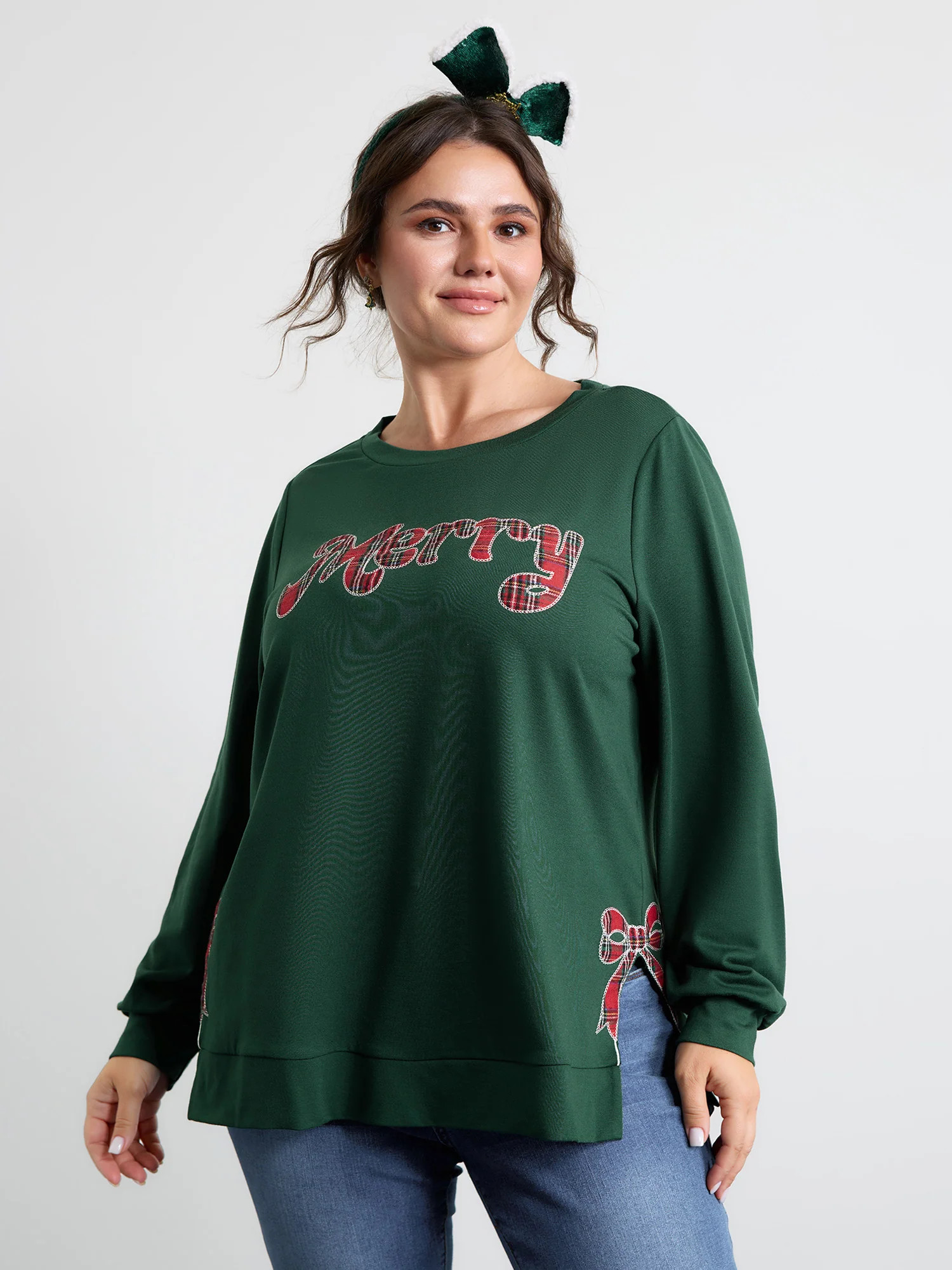 Merry Applique Embroidery Sweatshirt | Bloomchic