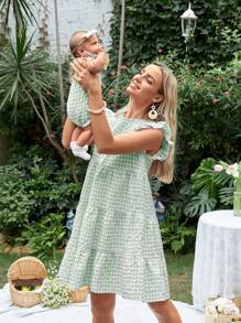 SHEIN Maternity 1pc Gingham Print Ruffle Trim Nursing Dress | SHEIN