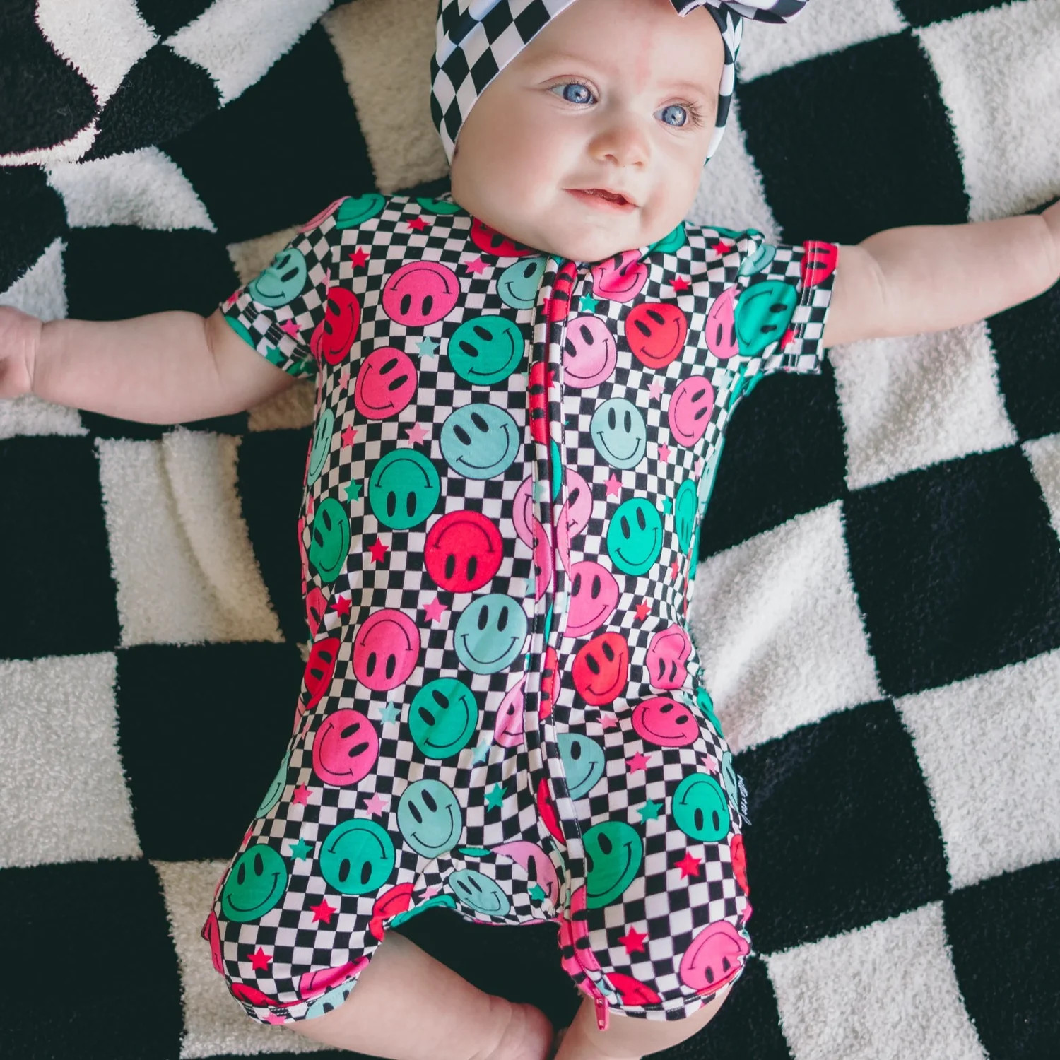 SHORTIE ZIP ROMPER - Pink Check Smile | millie + roo