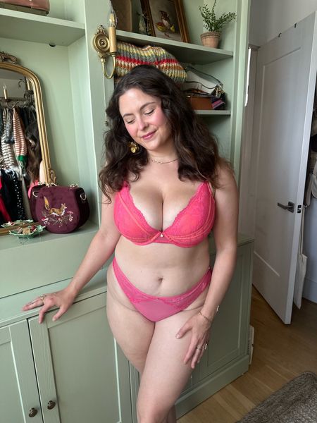 Adore me lace bra and underwear set in a gorgeous shade of pink 

#LTKMidsize #LTKParties #LTKStyleTip