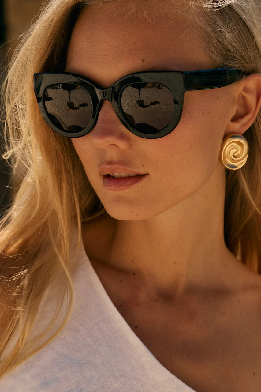 "ANEA HILL: THE ONE + Sunglasses - Unleashing Unmatched Style. | ANEA HILL | ANEA HILL