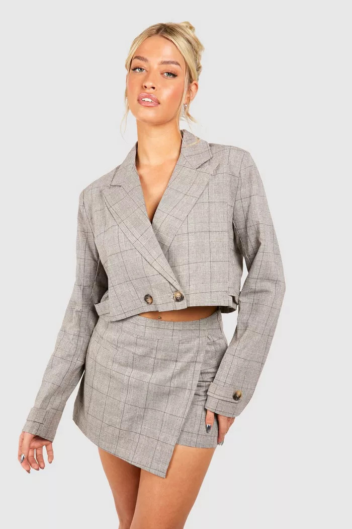 Linen Look Mini Check Boxy Crop Blazer | boohoo (US & Canada)