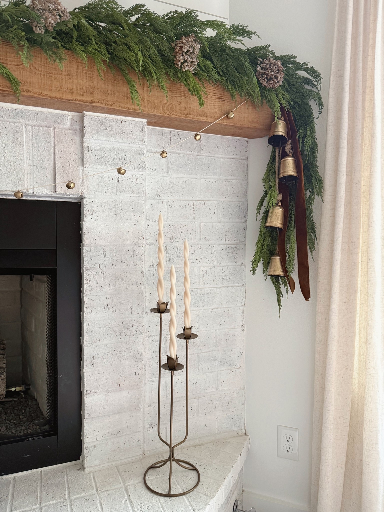 In love with antique brass tulip candle holder on my Christmas mantel! And it’s less than $17 right now. 😍 

#LTKHoliday #LTKFindsUnder50 #LTKHome