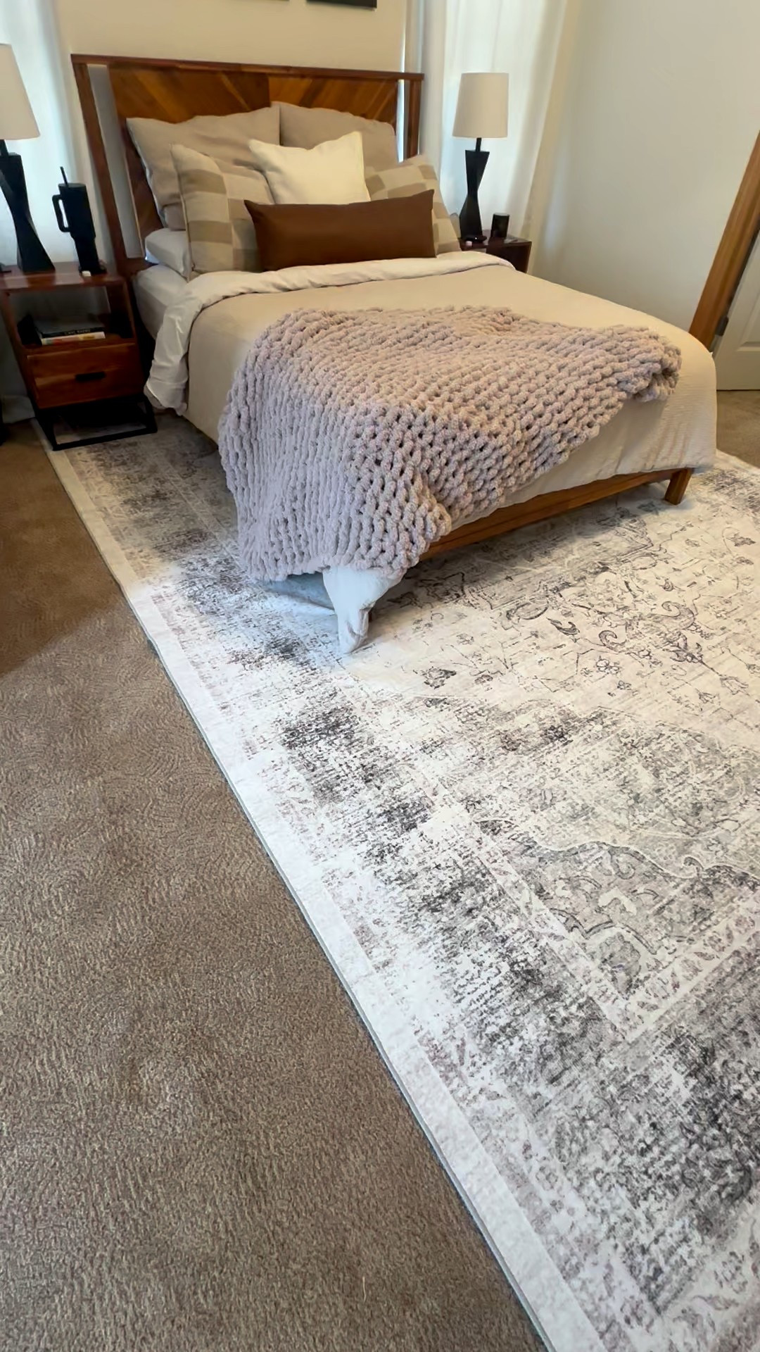 Amazon home find 🤍 This gorgeous 9x12 rug comes in so many color options and completely elevates the space.

#LTKdayinmylife #LTKOver40 #LTKHome