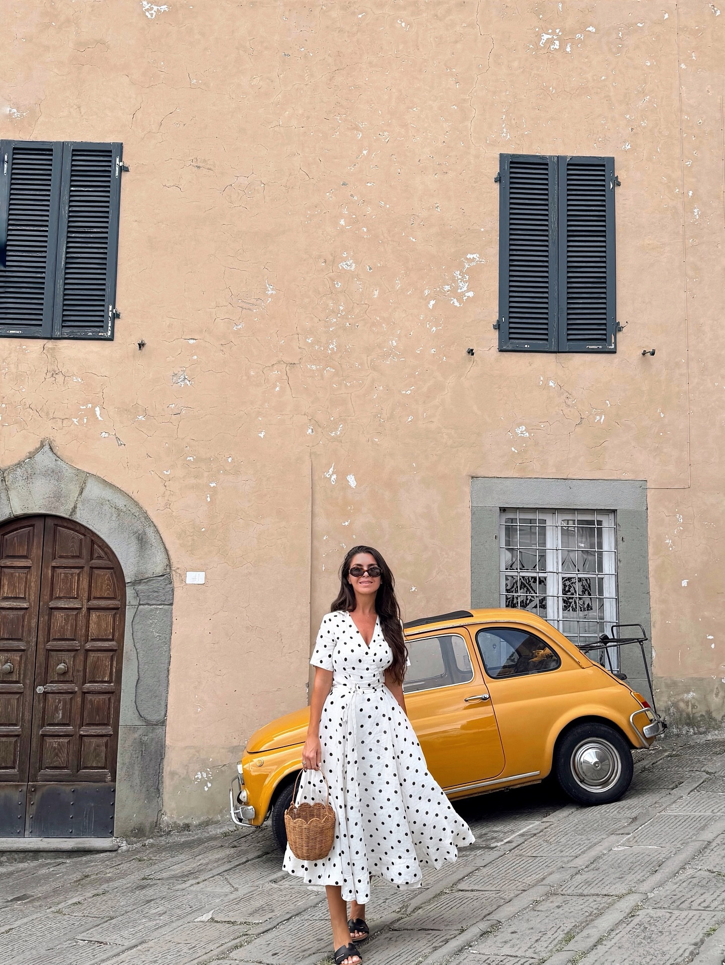 One day four Tuscan villages - vlog is up over on my YT! It’s a really lovely relaxing one, hope you enjoy it :) 

Link in bio 👆🏼

#travelitaly #tuscany #holidayinitaly #lifeinitaly #alessandrarosa

#LTKeurope #LTKdresses #LTKtravel