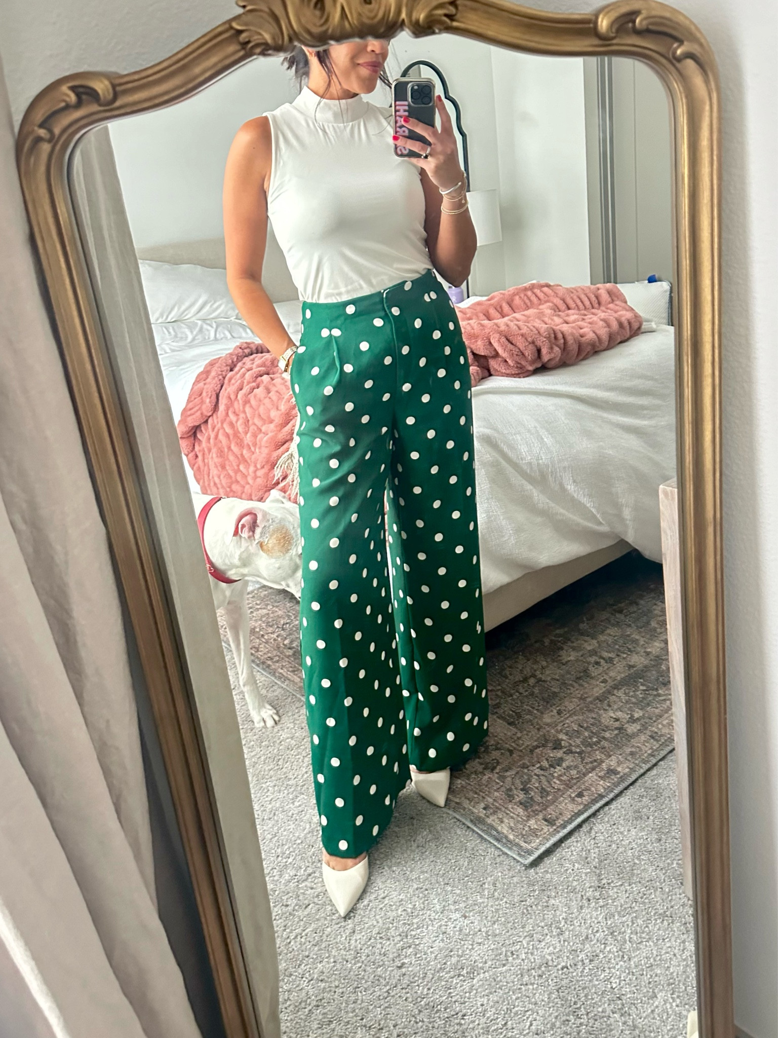 I live for a fun work outfit and these are officially in my top 3 favorite trousers! They’re super lightweight and airy, making them an easy choice as the weather gets spicier 🥵

Did I mention they’re on SALE??? This is why @anntaylor is my fav!

Pants - Size 2 (run big, so size down one)
Top - Small (Tahari - bought at @marshalls but tagged similar)
Shoes -size 9 (old @michaelkors from @nordstromrack but tagged similar)


#LTKWorkwear #LTKFindsUnder50 #LTKSaleAlert