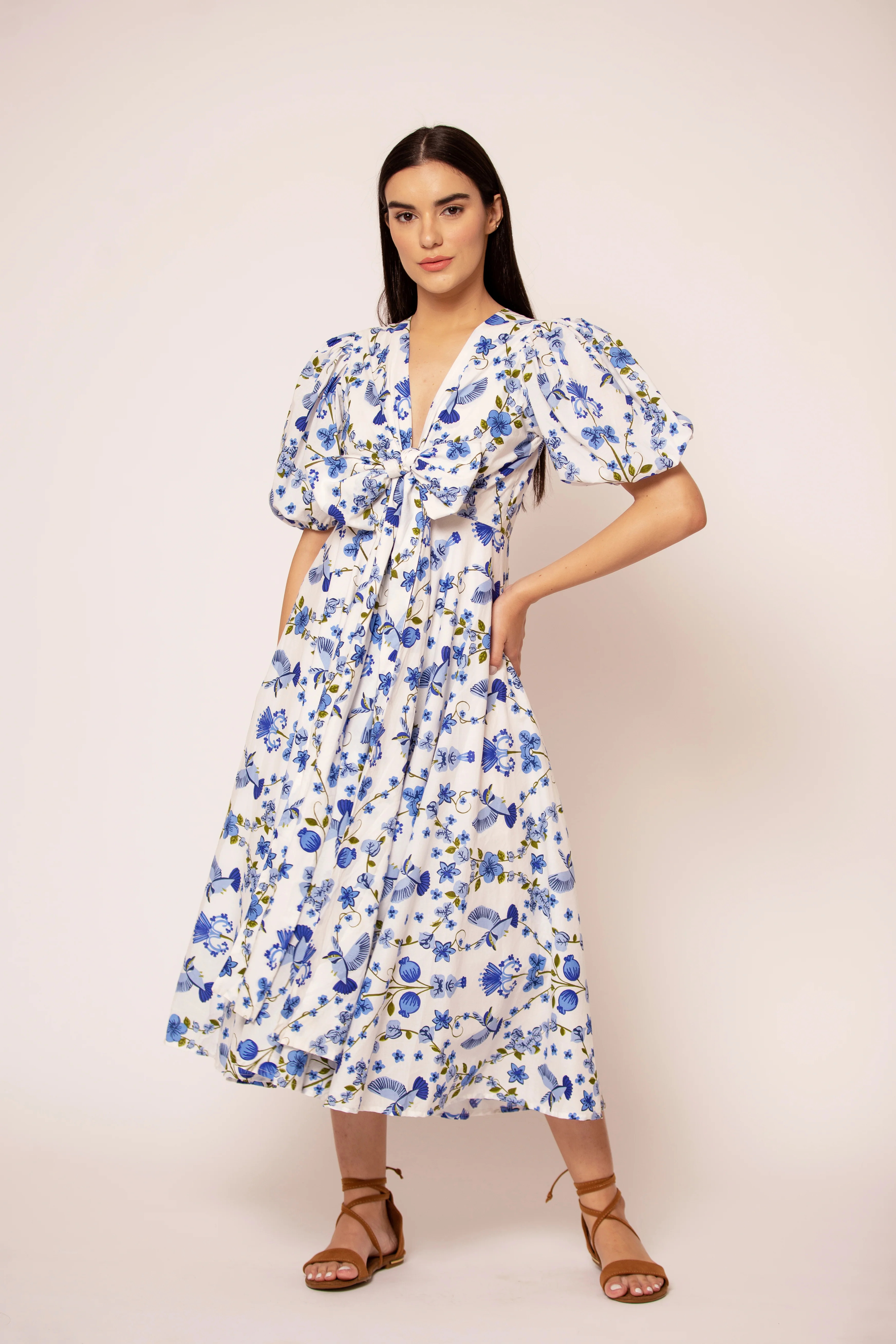 1834 Lola | Beyond By Vera
