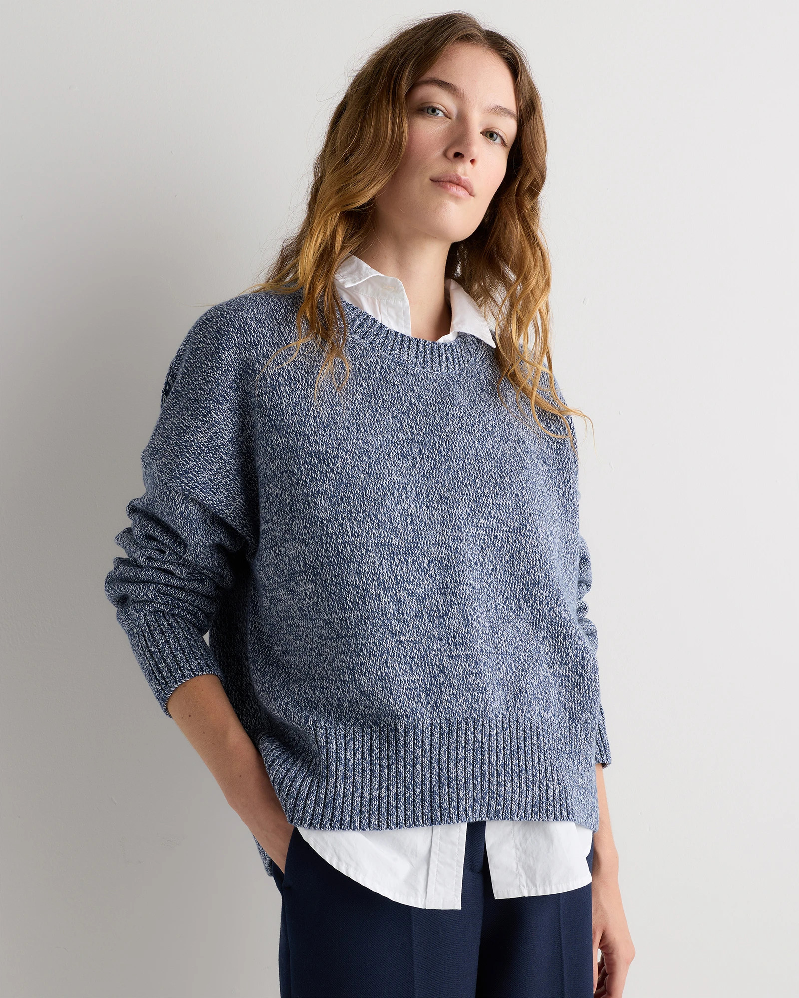 Quince | Women's Boyfriend Crewneck Sweater in Charcoal, Size Large, Organic Cotton | Quince