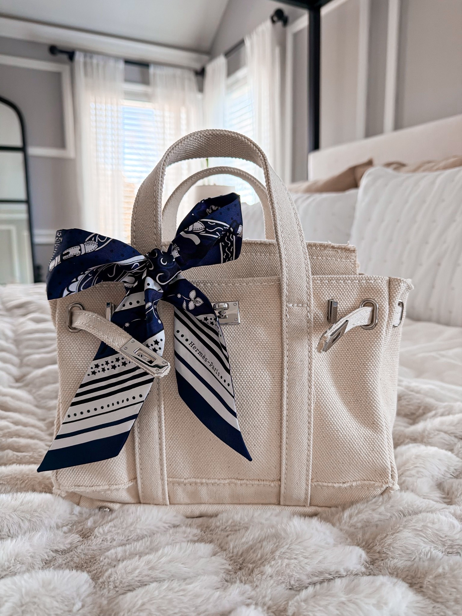 Completely obsessed with this bag on sale for $50 😍

#LTKOver40 #LTKSaleAlert #LTKSeasonal