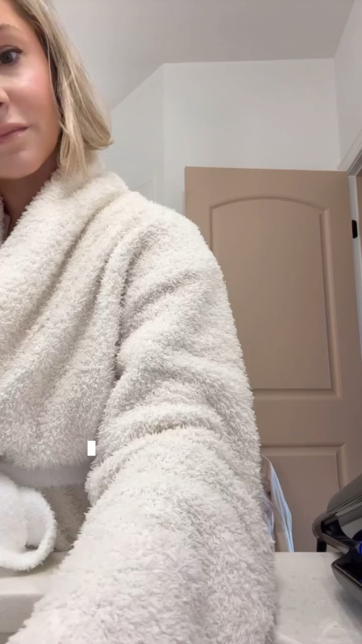 Hair and makeup

#LTKFindsUnder50 #LTKBeauty #LTKSeasonal