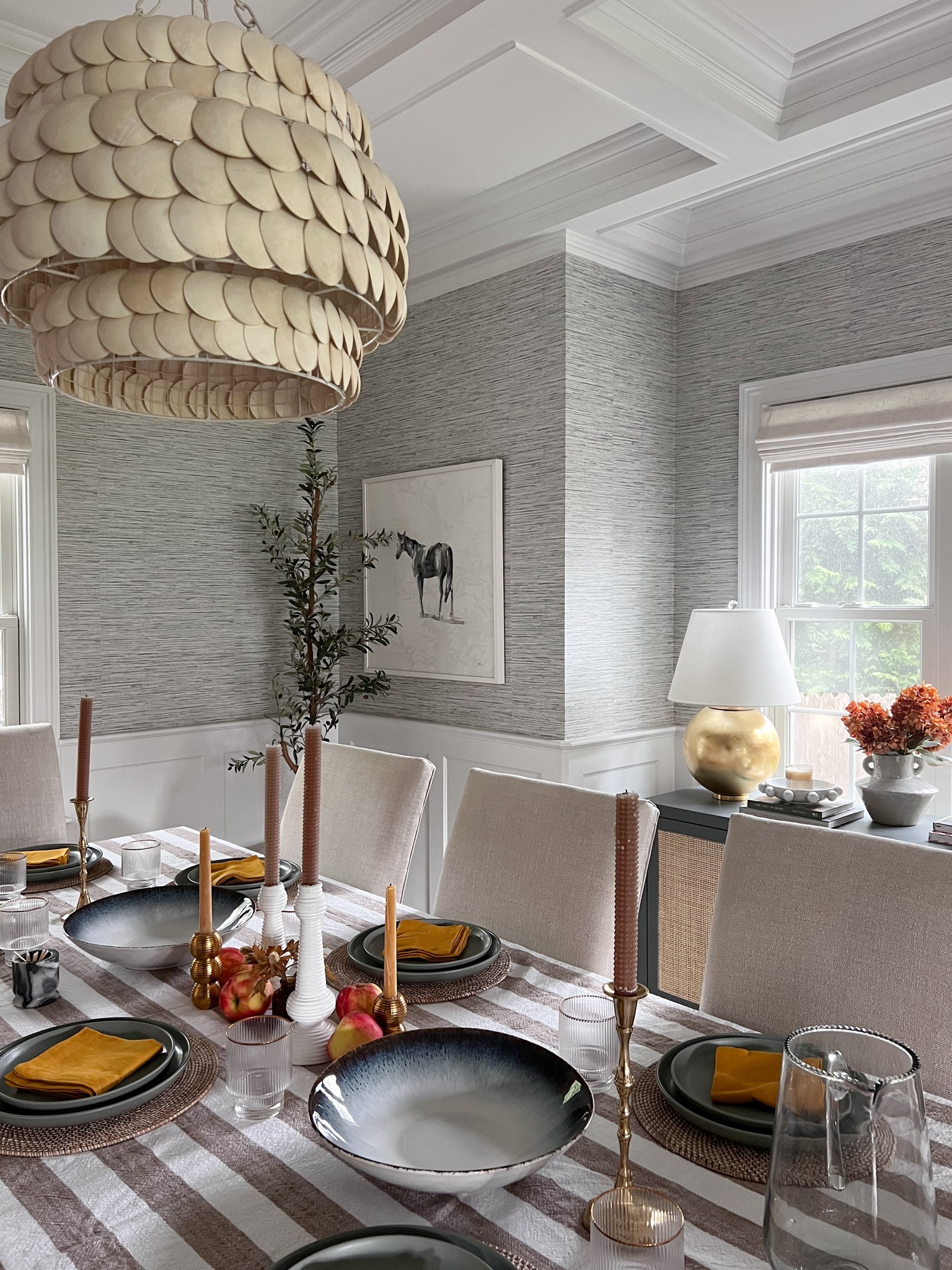 Fall dining, Thanksgiving, tablescape inspo

My favorite Serena & lily table linens and chandelier and wallpaper are all on sale!! Also linking our gold table lamp, dinnerware, glasses and candlesticks 🍂

#LTKSaleAlert #LTKHome #LTKSeasonal