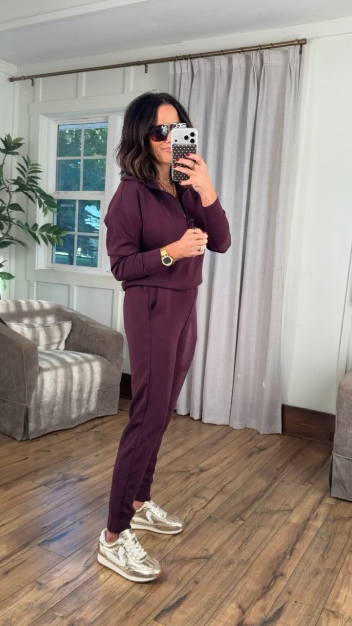 This whole set is less than $30 right now!! It’s viral for a reason so buttery soft!

size small

@Walmart 

#walmartfashion