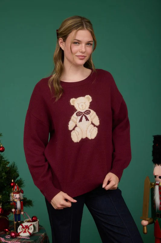 THE HONEY BEAR SWEATER IN BURGUNDY | Pink Desert