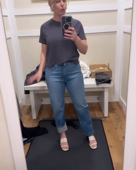 Madewell Try-on 90s straight crop…LOVE! True to size, available in a few different washes. 20% now-May 13th exclusively here in my shop with code LTK20! 

#LTKVideo #LTKxMadewell #LTKSaleAlert