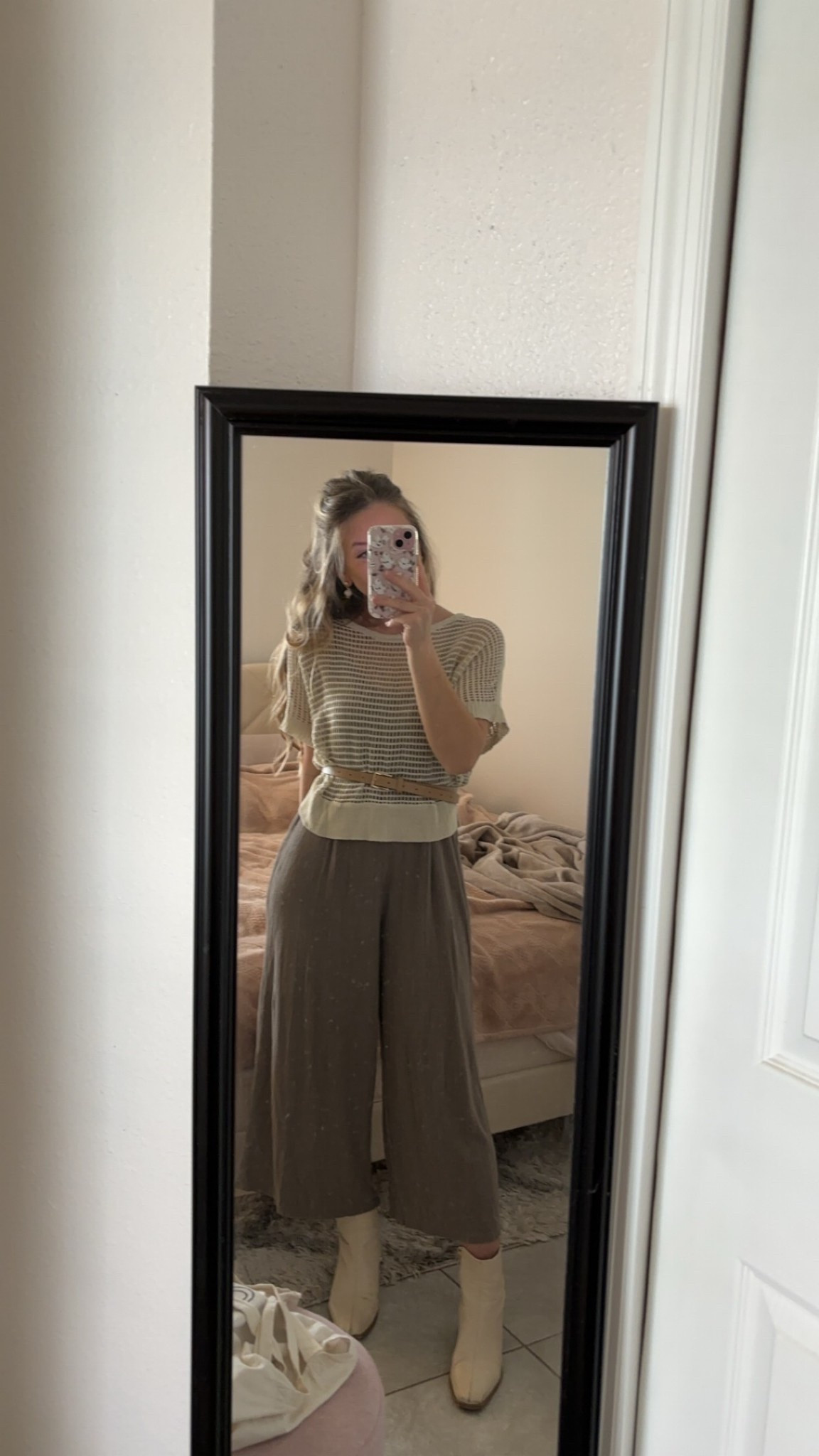 Casual spring crochet top outfit🌿🌼🤍

#LTKootd #LTKSeasonal