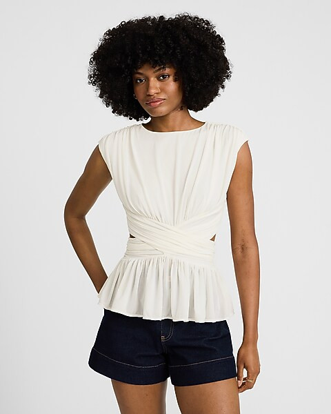 Crew Neck Cap Sleeve Ruched Criss Cross Cutout Top | Express