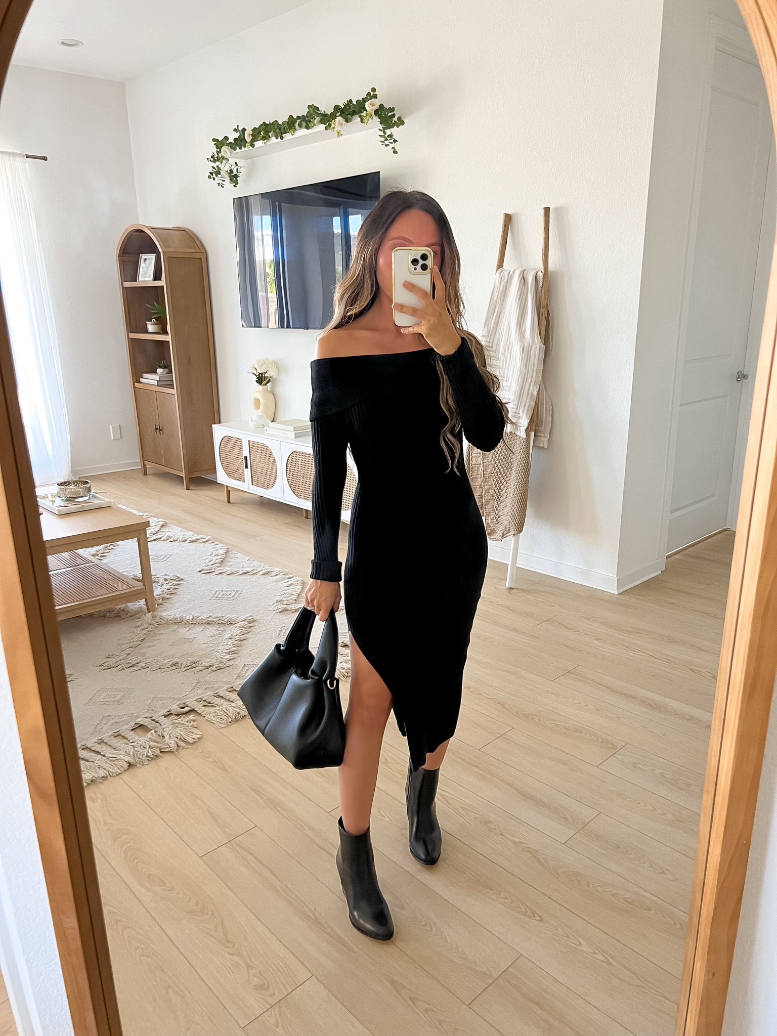 Chic fall date night dresses // fall date night outfits, fall date night outfit, fall dress, fall dresses, fall date night dress, what to wear for fall date night, what to wear to fall date night, midi dress, midi dresses, black dress, black dresses, brown dress, brown dresses, mini dress, mini dresses

#LTKParties #LTKSeasonal #LTKFindsUnder50 #LTKShoeCrush #LTKSaleAlert #LTKItBag #LTKFindsUnder100 #LTKStyleTip
