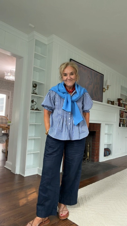 Traveling home in this outfit. 

Blouse size medium 
Linen pants medium 
Sweatshirt medium 
#ltkOOTD #ltkover40