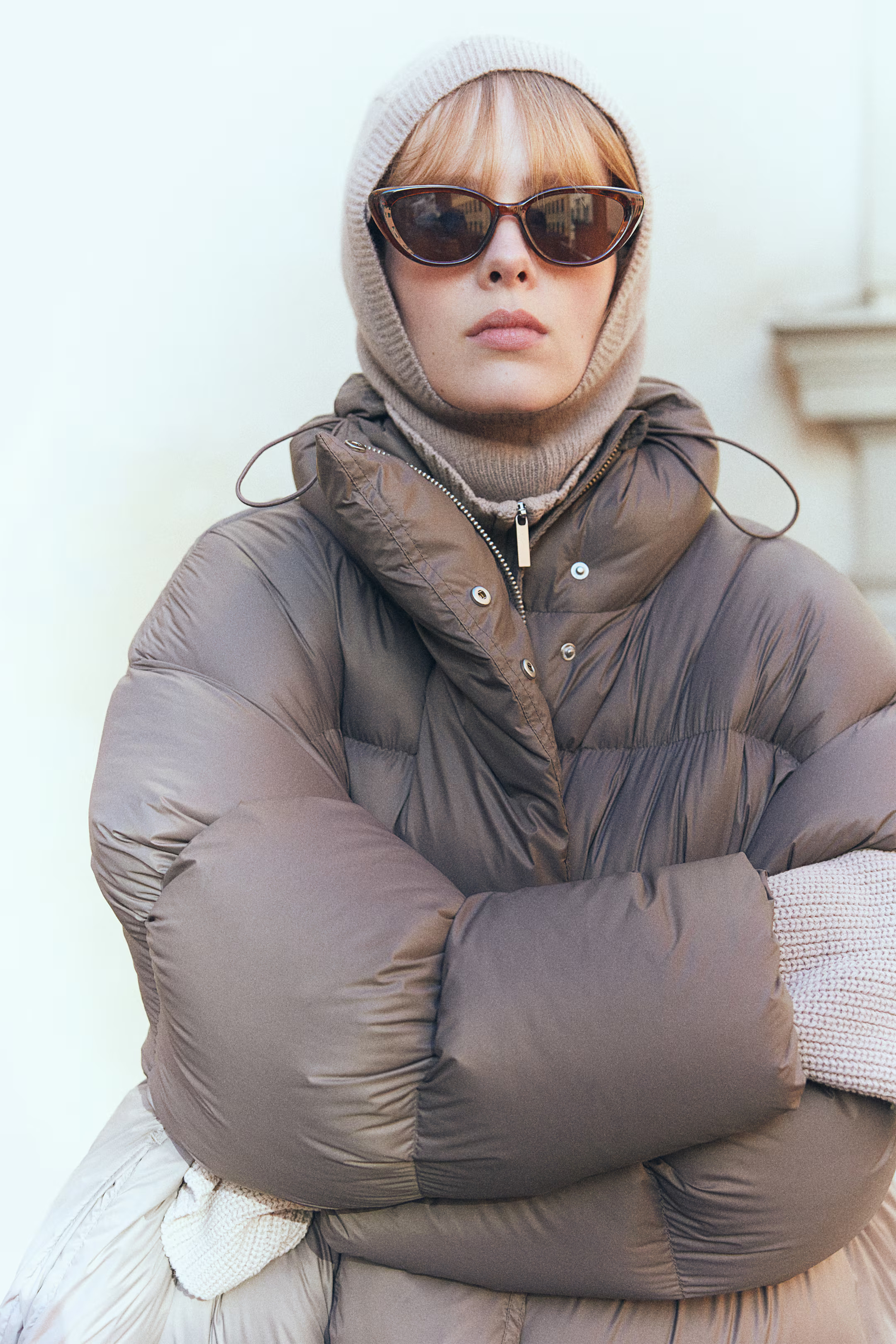 Oversized down puffer jacket - Dark greige - Ladies | H&M GB | H&M (UK, MY, IN, SG, PH, TW, HK)