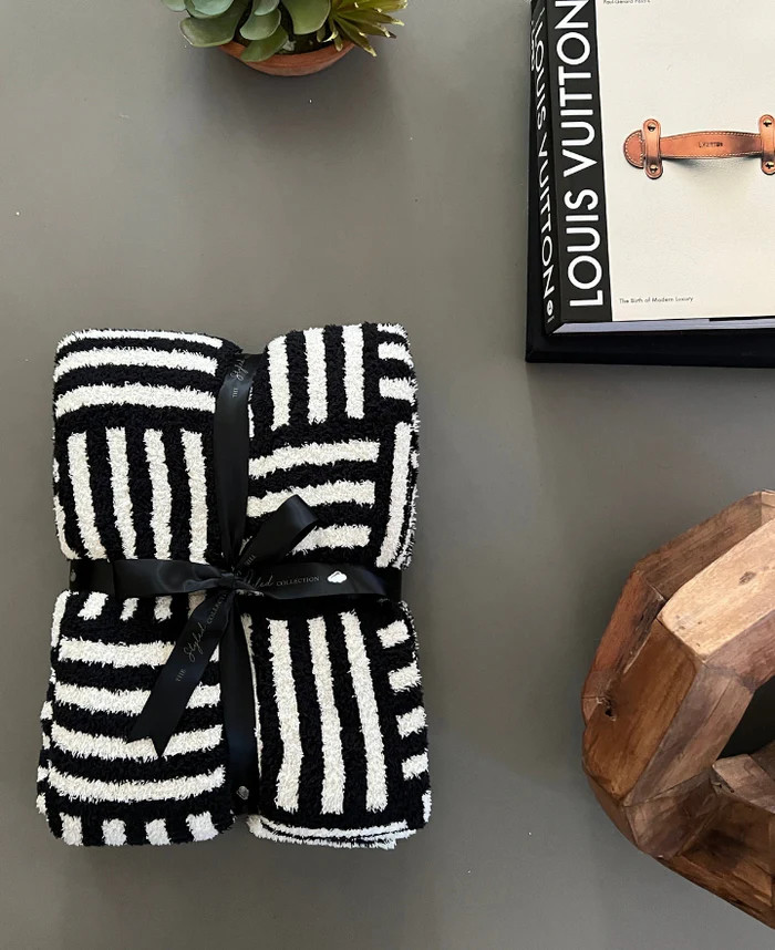 Basketweave Buttery Blanket | The Styled Collection