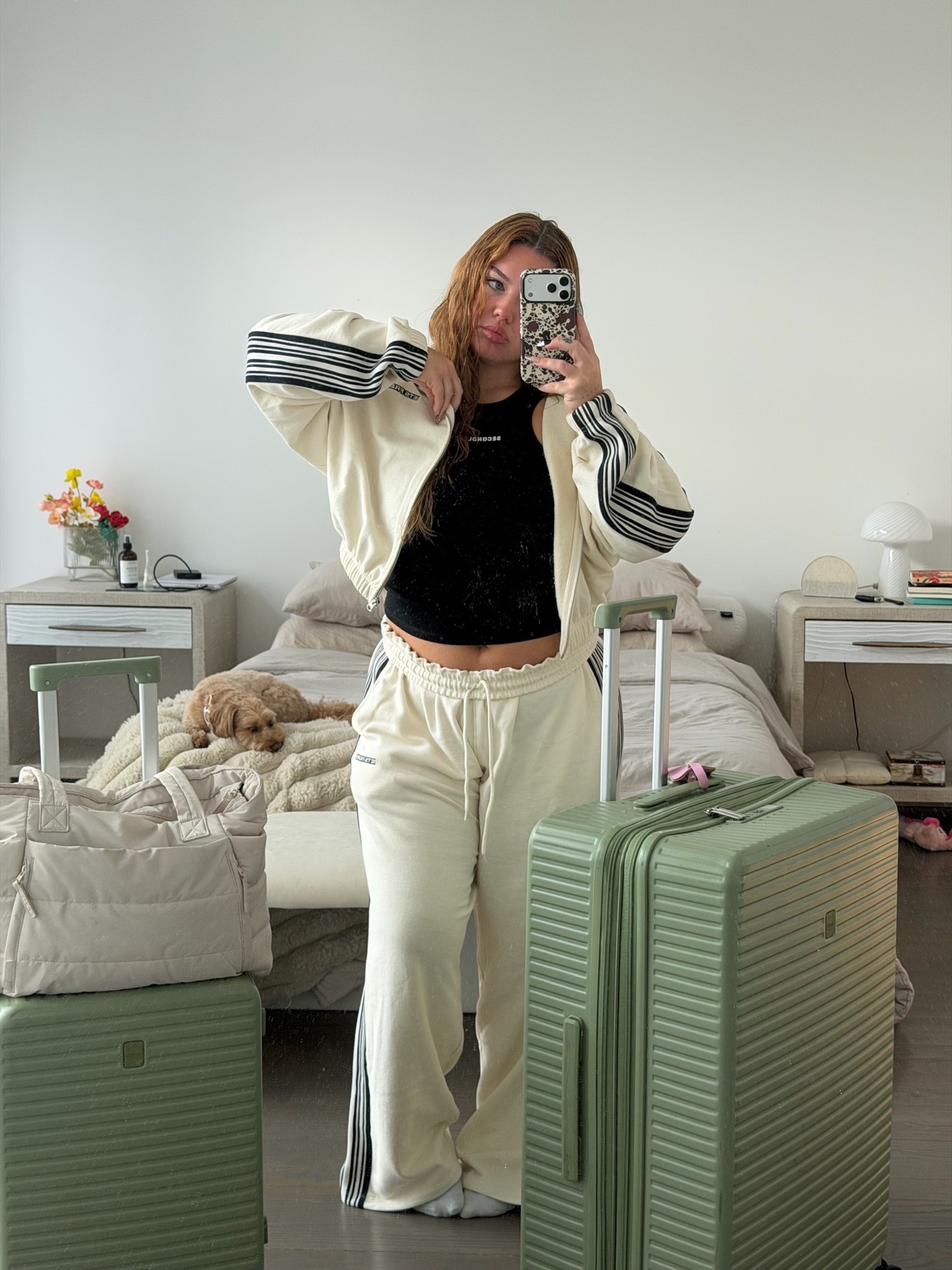 today’s airport fit (and my FAV luggage)