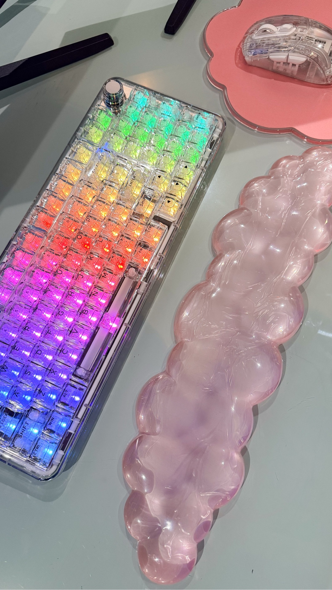 Obsessed with this keyboard and gel wrist rest☁️

#LTKmorningroutine #LTKHome
