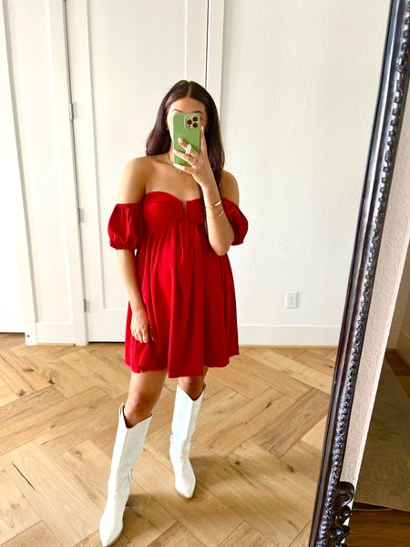 Use code DEDER20 to get 20% off for the next 48 hours!

This dress would be perfect if you’re looking for a Red Era outfit for The Eras Tour! 

Dress: small 

Dressupbuttercup.com
#dressupbuttercup 

#LTKSeasonal #LTKbump #LTKstyletip
