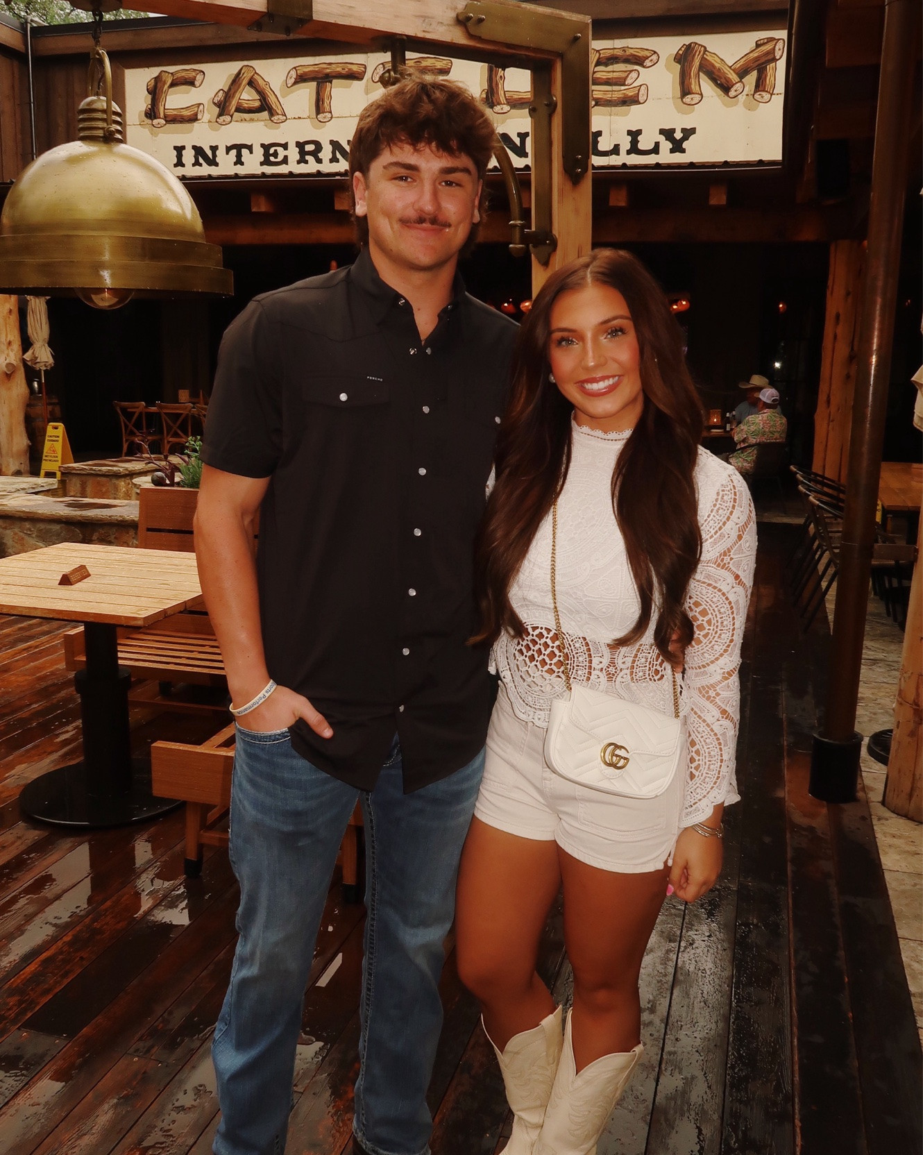 Outfit of the night for dinner in the stockyards!🤍🤠

#LTKootd #LTKSeasonal #LTKgrwm