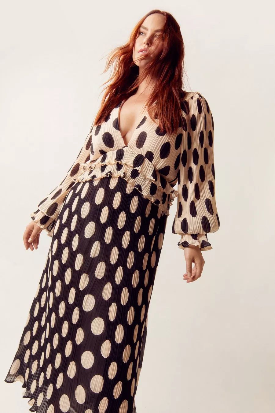 Plus Size Polka Dot Printed Pleated Midi Dress | Nasty Gal UK (+IE)