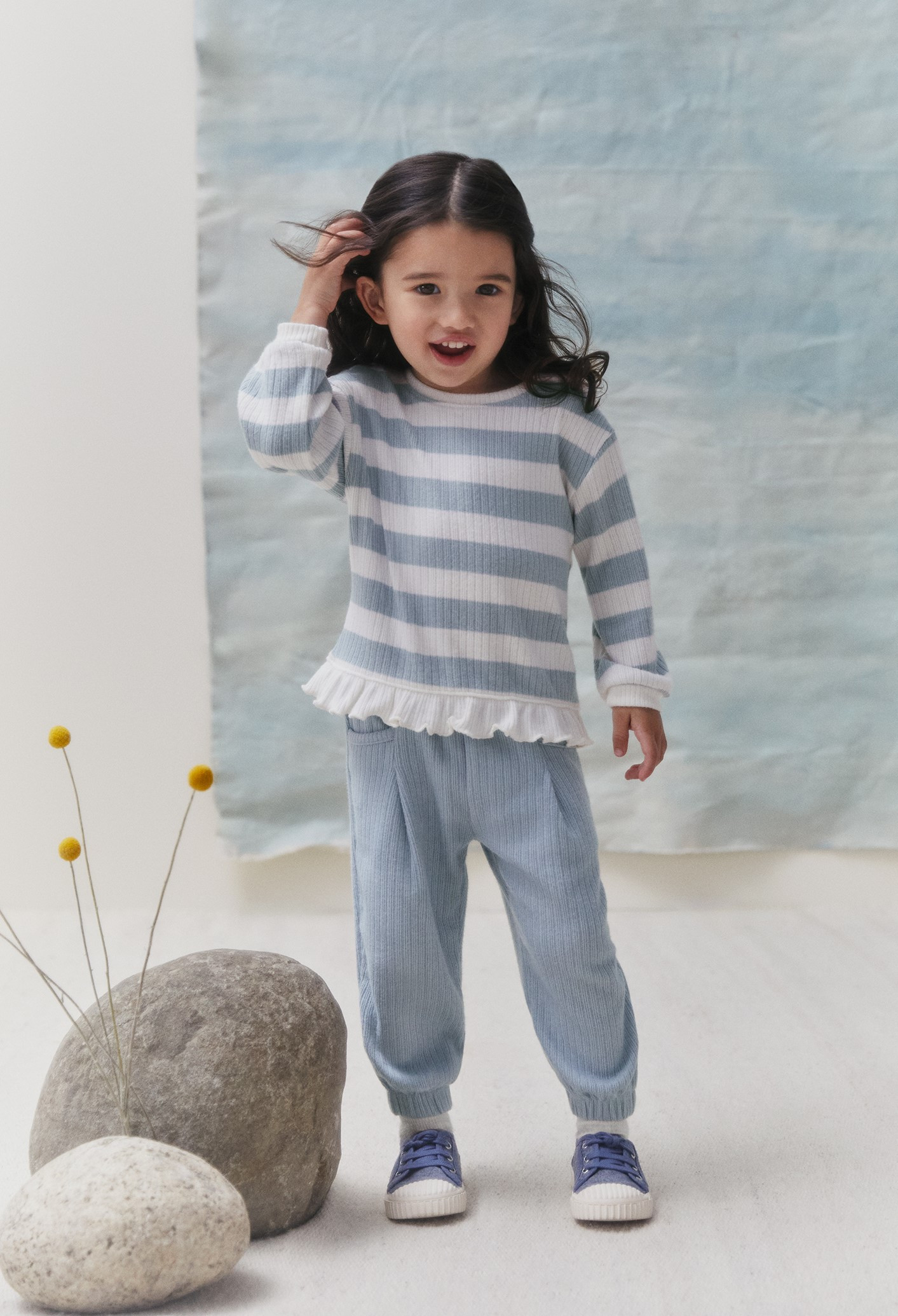 easy-peasy Toddler Girl Pleat Pocket Hacci Joggers, Sizes 18M-5T - Walmart.com | Walmart (US)