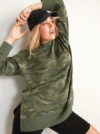 Oversized Vintage Specially Dyed Tunic Sweatshirt for Women | Old Navy (US)