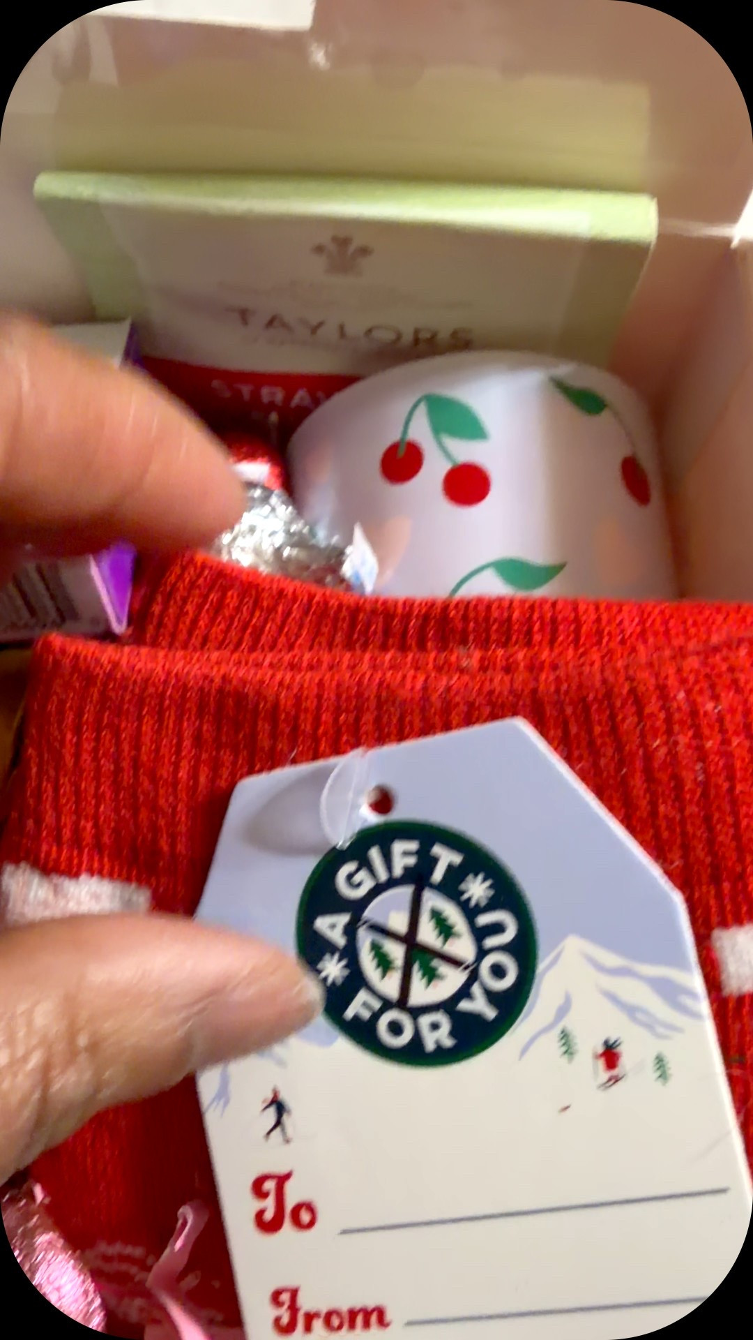 My friend made me the cutest Galentine’s box! 

#LTKootd #LTKfoodie