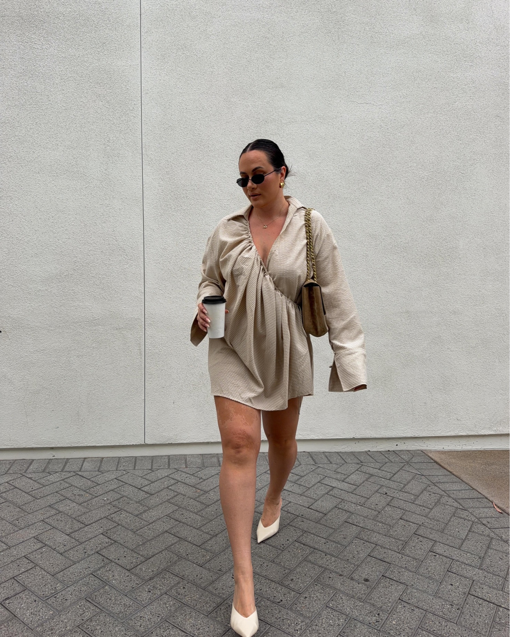 When you see me, you see her 🤎

#minibestie #girlmomlife #momoutfit #casualchicstyle #momstyleinspo
