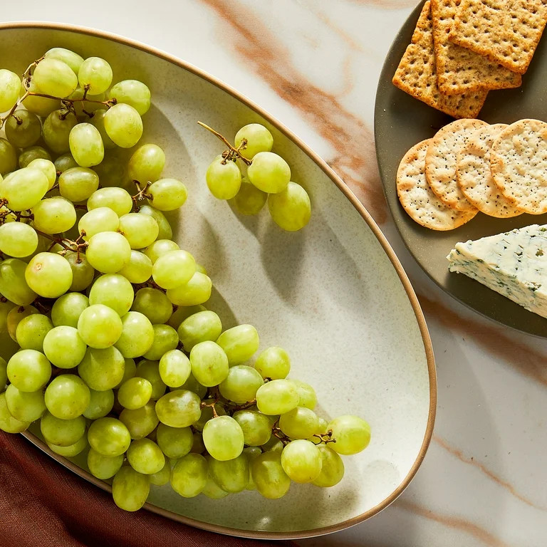 Fresh Green Seedless Grapes, Bag (2.25 lbs/bag est.) | Walmart (US)